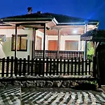 къщата с кладенеца - с. кантарджиево Feriehus *