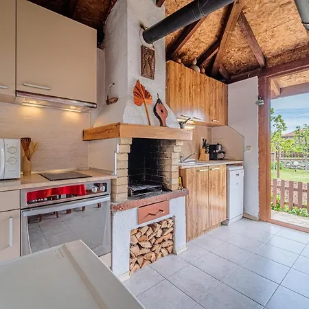 بيت للعطل къщата с кладенеца - с. кантарджиево *