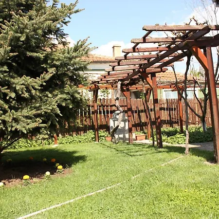 къщата с кладенеца - с. кантарджиево