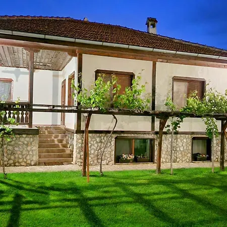 къщата с кладенеца - с. кантарджиево * General-Kantardzhievo