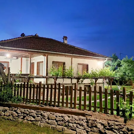 къщата с кладенеца - с. кантарджиево General-Kantardzhievo