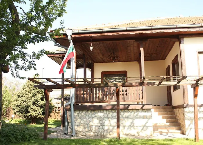 къщата с кладенеца - с. кантарджиево * General-Kantardzhievo