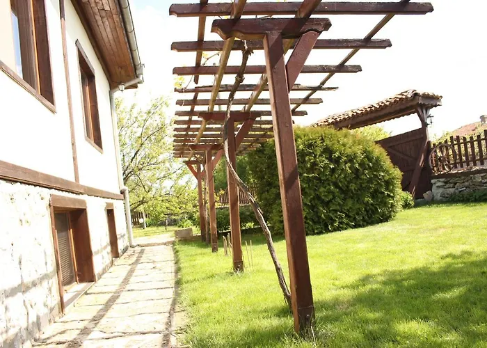 къщата с кладенеца - с. кантарджиево * General-Kantardzhievo