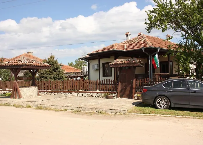 къщата с кладенеца - с. кантарджиево *