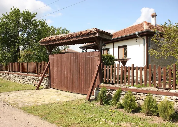 къщата с кладенеца - с. кантарджиево *