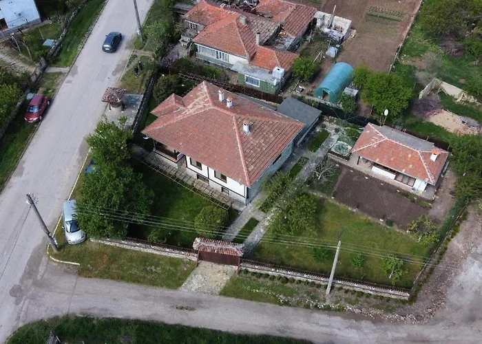 къщата с кладенеца - с. кантарджиево Casa de Férias *