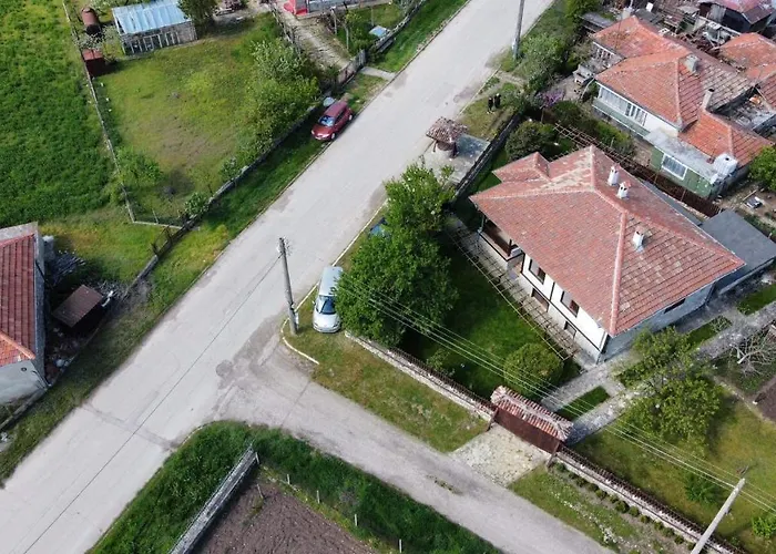 къщата с кладенеца - с. кантарджиево Casa de Férias *